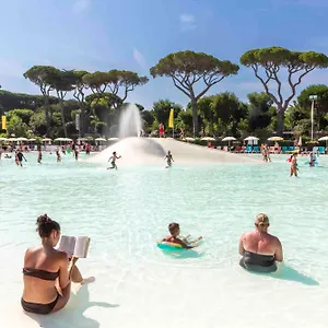 3* Semesterpark Hu Park Albatros Village